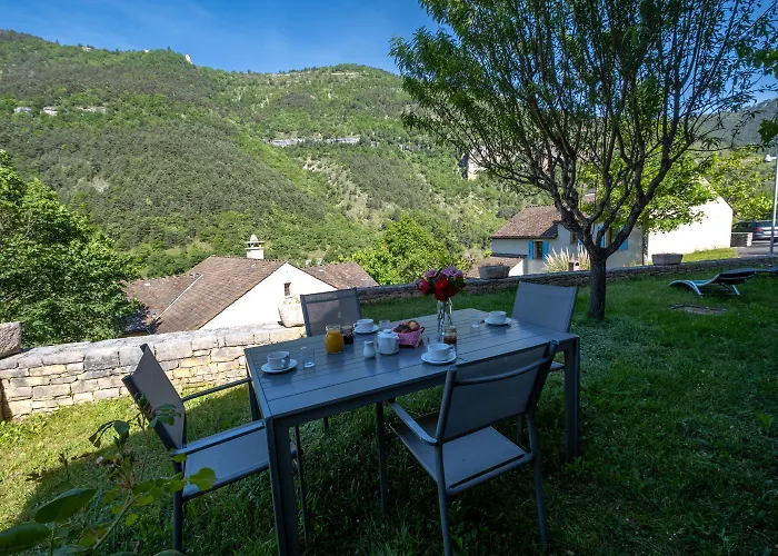 2/4 Pers. Au Castel De La Peyre * Les Vignes